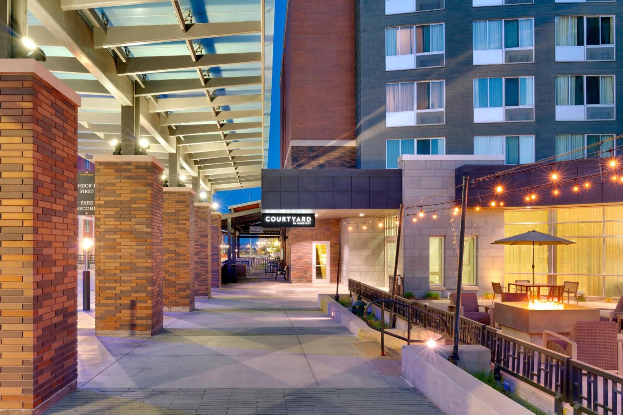 Hotel Courtyard Downtown Lincoln