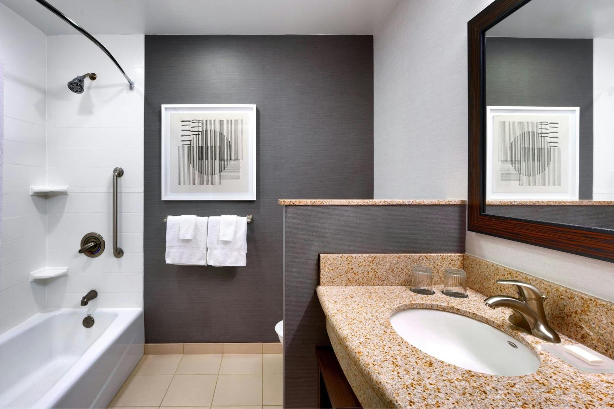 Courtyard Downtown 3* Lincoln